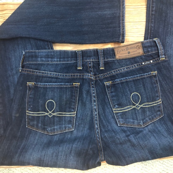 Lucky Brand Denim - Lucky Brand Blue Jeans 6/28 Long Zip with Button Lucky Brand Denim - Lucky Brand Blue Jeans 6/28 Long Zip with Button